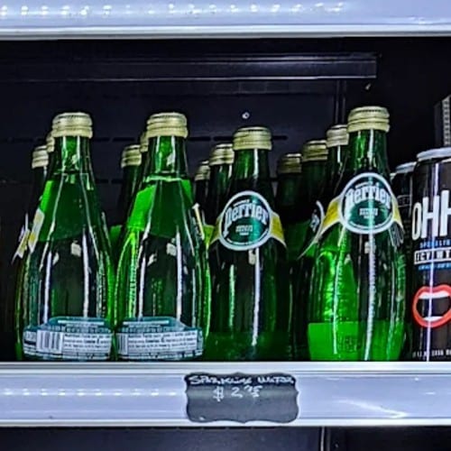 Sparkling Water Perrier 330ml.